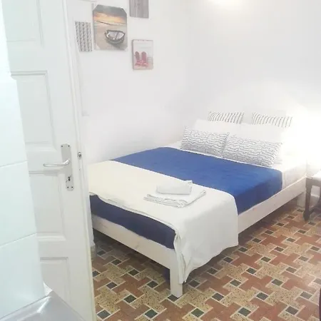 アパート With 2 Bedrooms In With Wifi 600 M From The Beach *