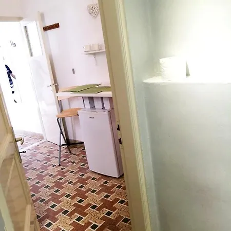 アパート With 2 Bedrooms In With Wifi 600 M From The Beach